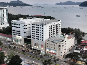 Гостиница Hotel Langkasuka Langkawi  Лангкави